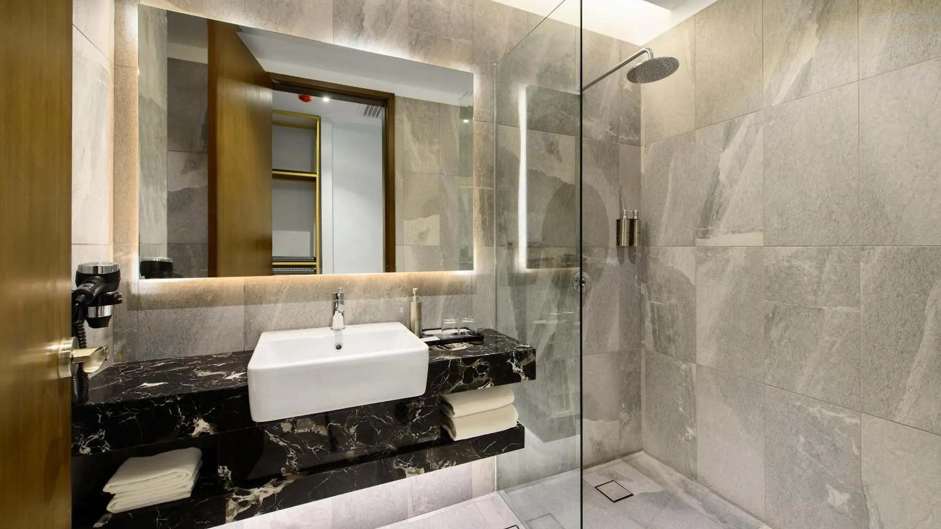 Savv Hotel George Town