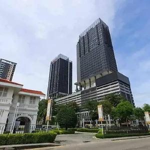 Appartement Tropicana 218 Macalister Netflix Unit By Blue Sky Holidays, George Town